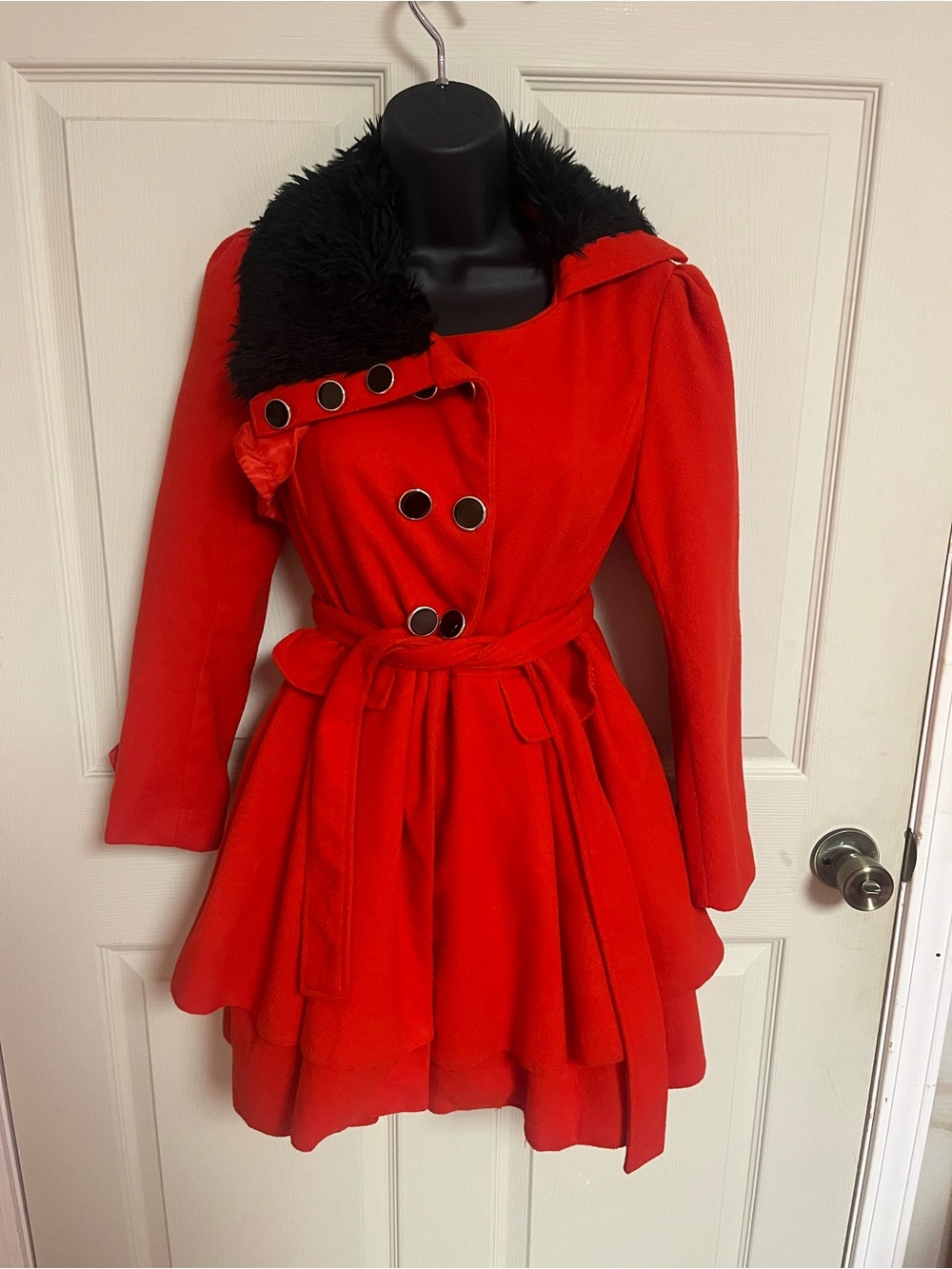Red ruffle winter coat XS